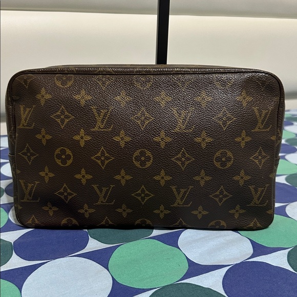 Louis Vuitton Monogram Trouse 28 - Picture 2 of 15